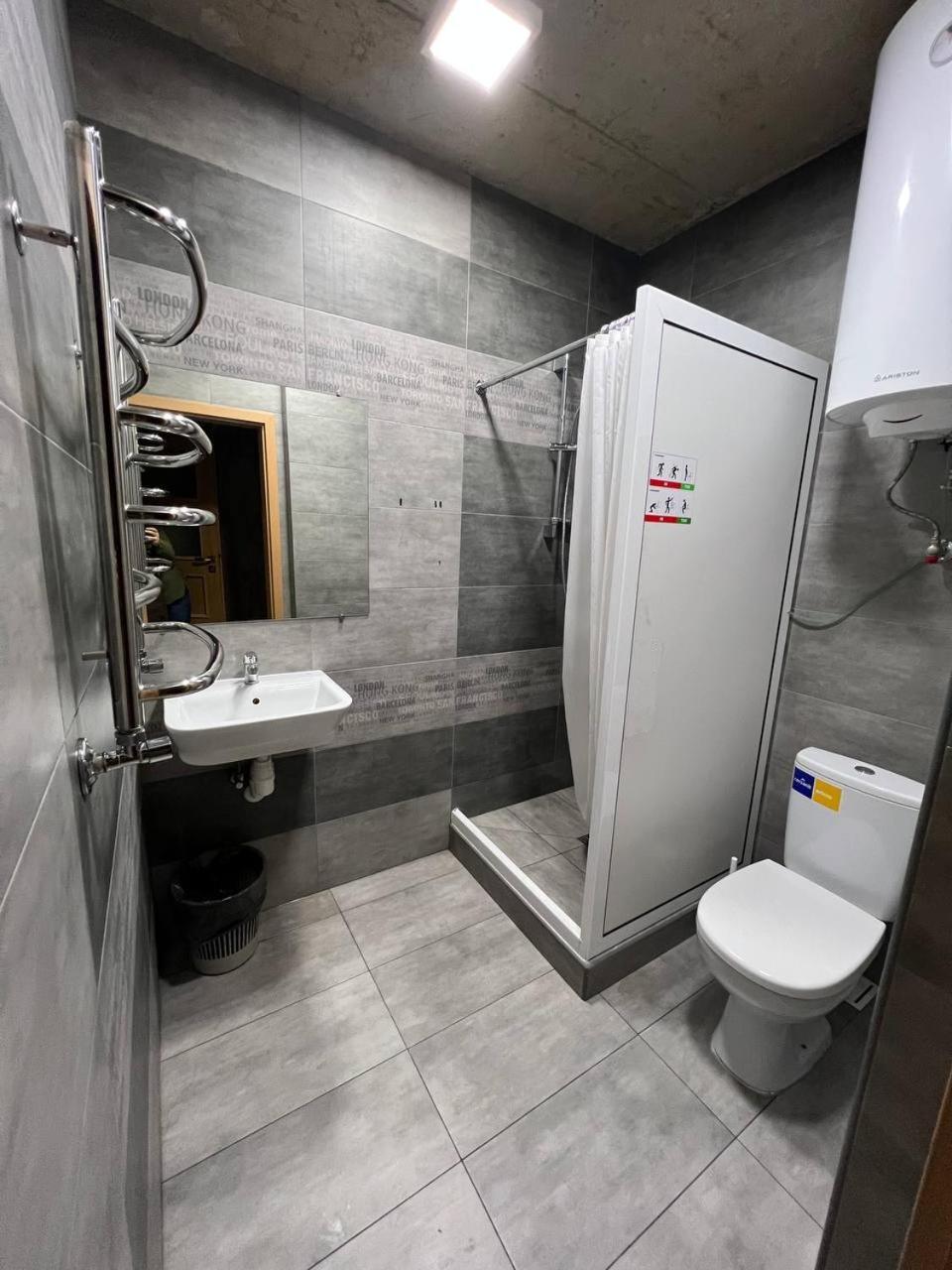 Moonlight Hostel Lviv Eksteriør bilde